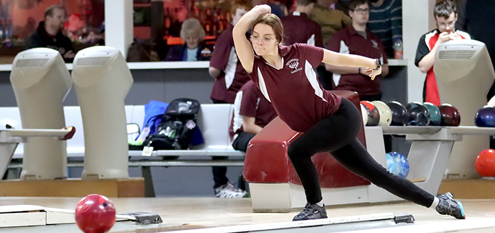 BOWLING: S-E remains undefeated with win over Saquoit Valley